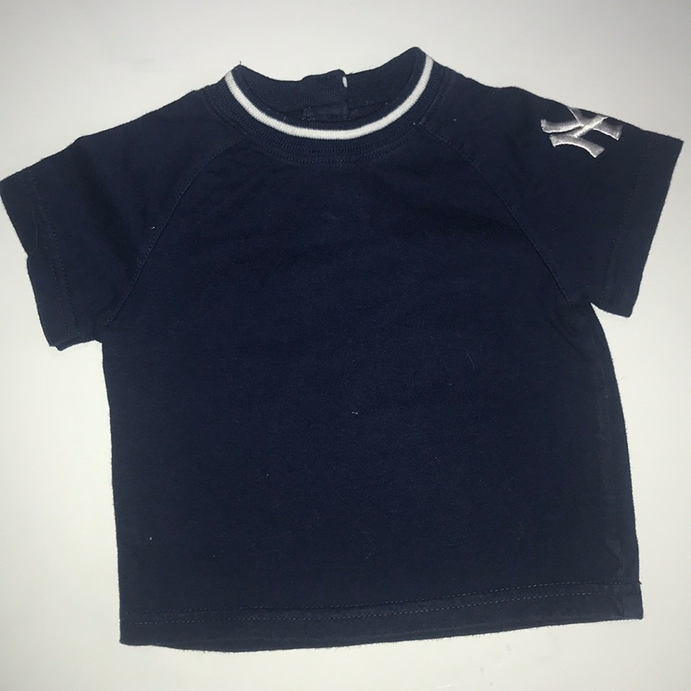 Mighty Mac sports Yankees T-shirt 3-6 months
